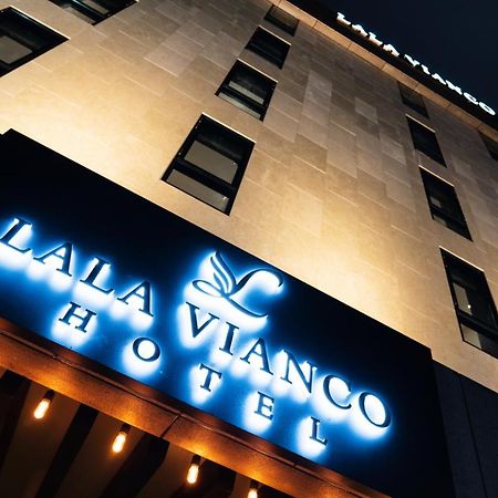 Lala Vianco Business Hotel Busan Bagian luar foto
