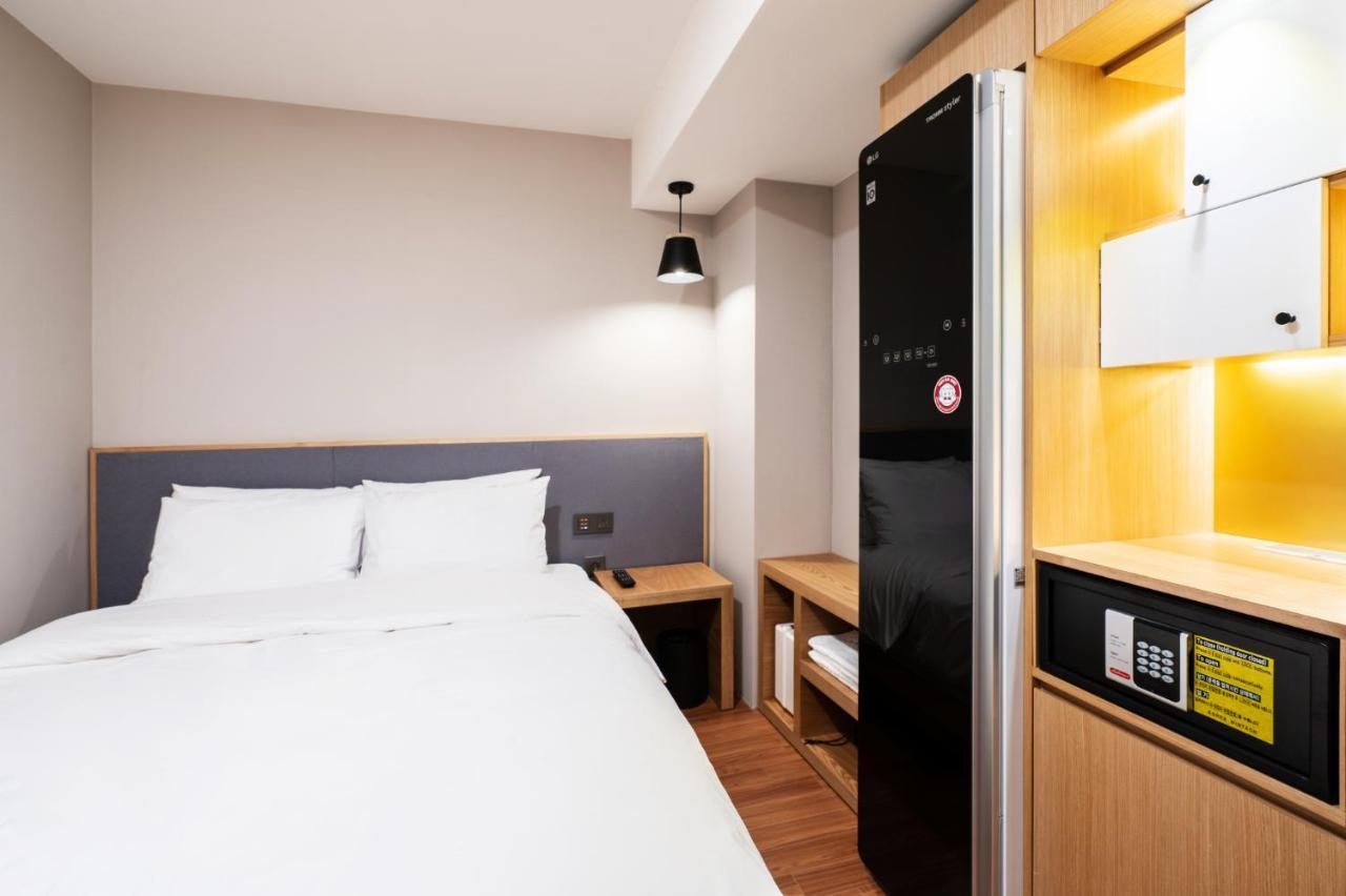 Lala Vianco Business Hotel Busan Bagian luar foto