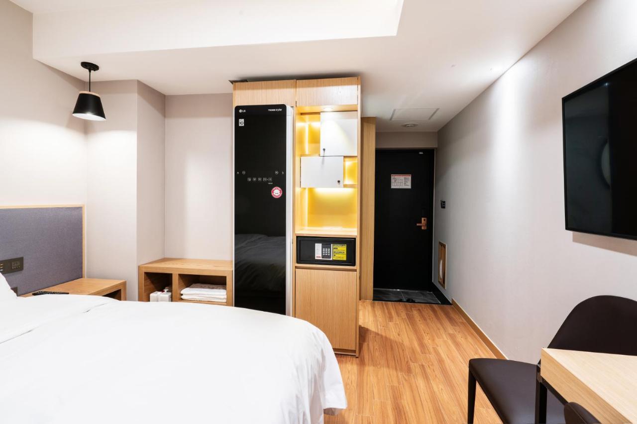 Lala Vianco Business Hotel Busan Bagian luar foto
